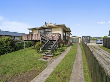 12 Crystal Place, Pukehangi, Rotorua