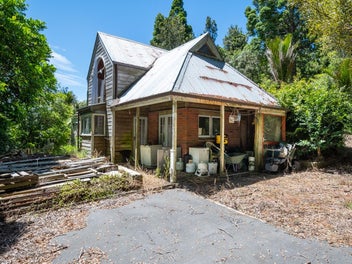 154 Opanuku Road, Henderson Valley, Auckland