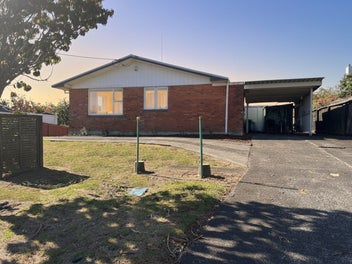 1/26 Rangatira Road, Birkenhead, Auckland