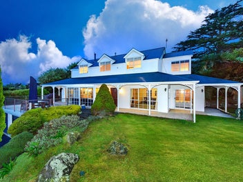 411 Cashmere Road, Westmorland, Christchurch