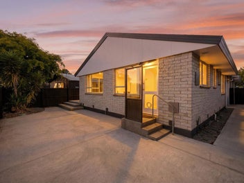 1/83 Hay Street, Bromley, Christchurch