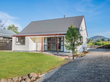 2 Lambert Street, Abbotsford, Dunedin