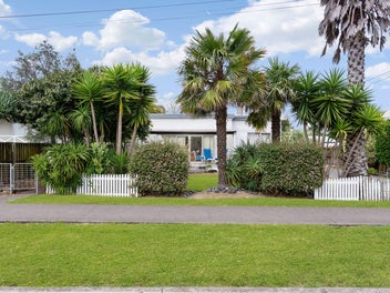 83 Second View Avenue, Beachlands, Auckland