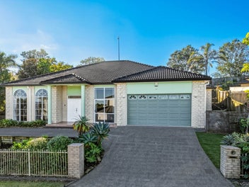 31 Cricklade Terrace, Windsor Park, Auckland