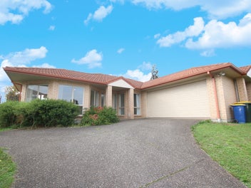 15 Chelmsley Avenue, Henderson, Auckland