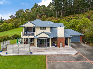 93 Emerald Hill Drive, Birchville, Upper Hutt