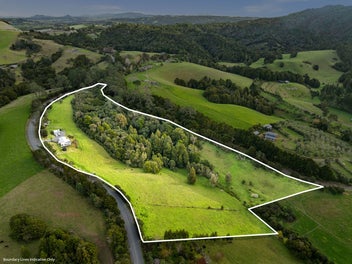 397 Pigs Head Road, Opuawhanga, Hikurangi