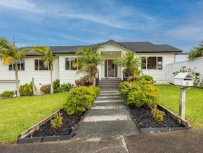21 Hornbill Drive, Fairview Heights, Auckland