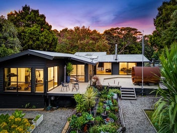 192 Mountain Road, Henderson Valley, Auckland