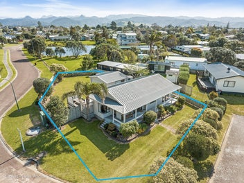 16 Holland Close, Pauanui