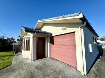 7B Wellington Road, Waipukurau