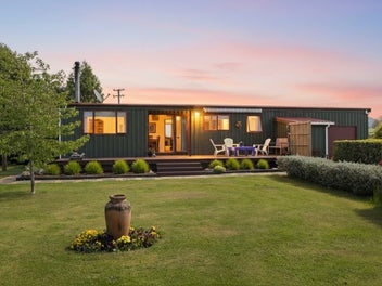 2 Mangamingi Road, Mihi