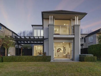 132 Lake Terrace Road, Burwood, Christchurch