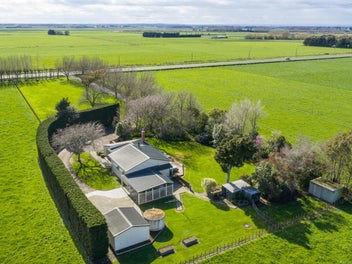1696 State Highway 56, Tiakitahuna, Palmerston North