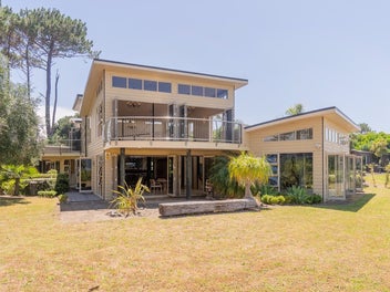 823 Matarangi Drive, Matarangi, Whitianga