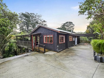 15A Katrina Place, Massey, Auckland