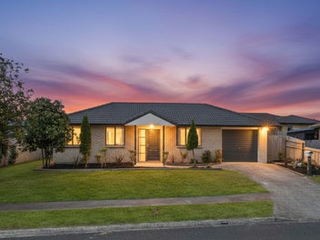 54 Glenveagh Park Drive, Weymouth, Auckland