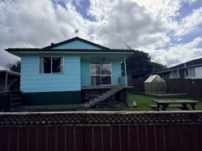 1/12 Dalmatia Place, Henderson, Auckland