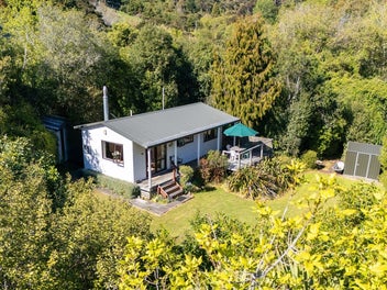10 Kukupa Place, Pigeon Bay, Pigeon Bay