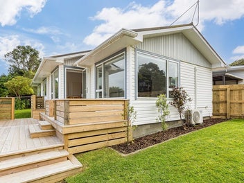 10 Christchurch Crescent, Kelson, Lower Hutt