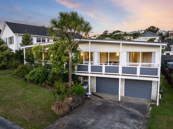 9 Annan Grove, Papakowhai, Porirua