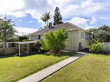 37 Egremont Street, Bayswater, Auckland