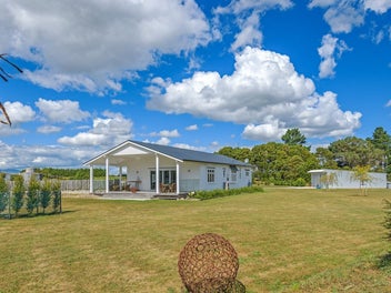 150 Hansens Line, Palmerston North