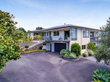 24 Darwin Crescent, Spotswood, New Plymouth