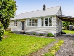 16 Egmont Street, Kaponga, Hāwera