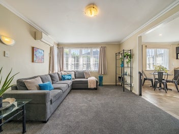 82 Pine Avenue, Ebdentown, Upper Hutt