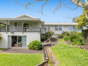 27 Hand Road, Helensville, Helensville