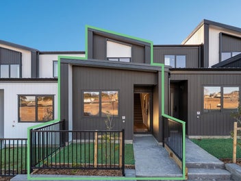 4/4 Limestone Drive, Hobsonville, Auckland