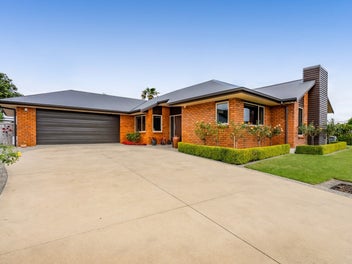 7 Portland Drive, Highlands Park, New Plymouth