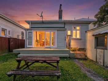 558 Adelaide Road, Berhampore, Wellington