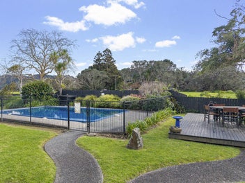 1E/25 Weranui Road, Waiwera, Orewa