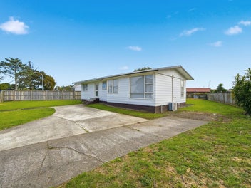 6 Comet Crescent, Mangere, Auckland
