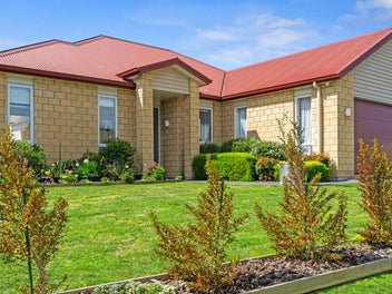 134 Puhirake Crescent, Pyes Pa, Tauranga