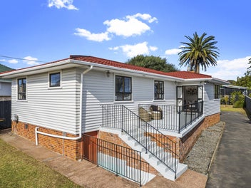 5 Keats Place, Blockhouse Bay, Auckland