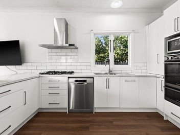 404 Massey Street, Akina, Hastings