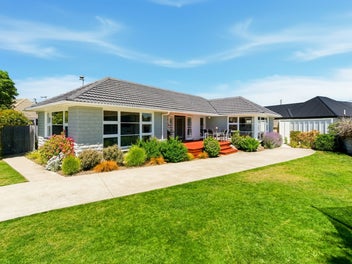 75 Moffett Street, Islington, Christchurch