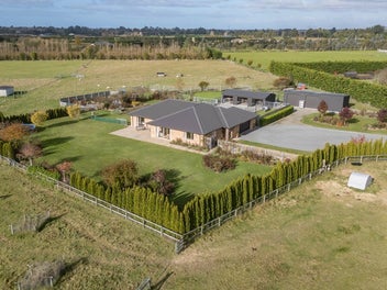 1238 Two Chain Road, Swannanoa