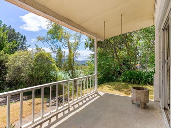 19 Wyndham Road, Pinehaven, Upper Hutt