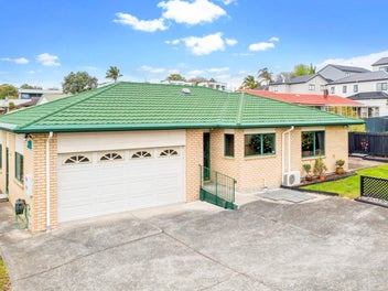 1A Roberts Road, Te Atatu South, Auckland