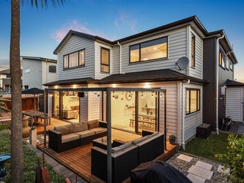 16 Keel Street, Long Bay, Auckland