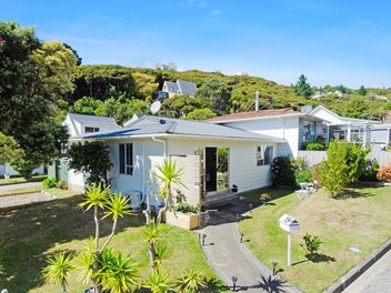 19A Yarrow Place, Papakowhai, Porirua