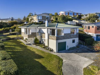 1 St Andrew Place, Balclutha, Balclutha