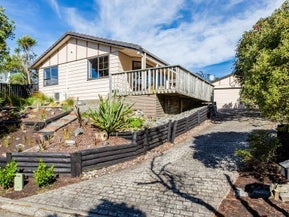 310 Mitchell Street, Brooklyn, Wellington