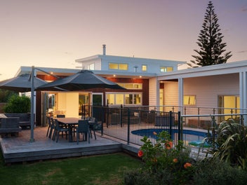 11 Beach Cove, Wainui, Gisborne