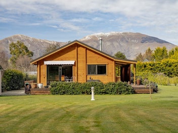 10 Carlisle Street, Athol, Athol