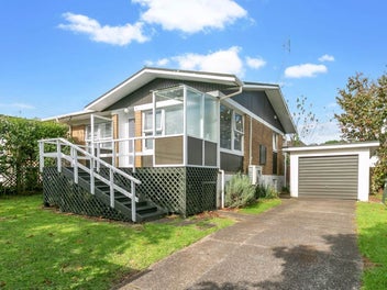 4/125 Great South Road, Greenlane, Auckland